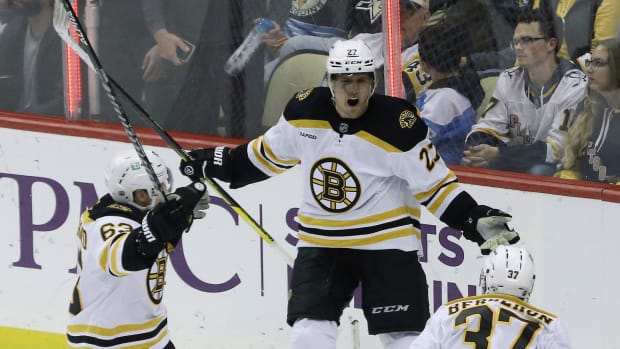 NHL Power Rankings: Bruins Claw No. 1 Spot